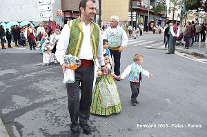 50- Parade 093
